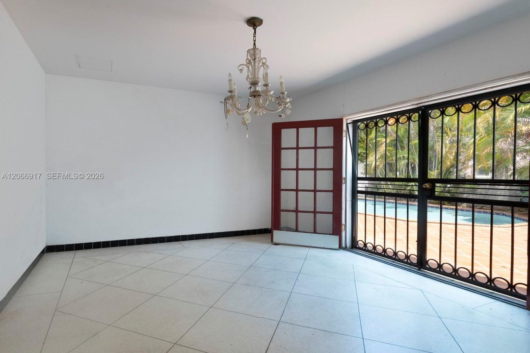 For Sale: $2,000,000 (4 beds, 4 baths, 2633 Square Feet)