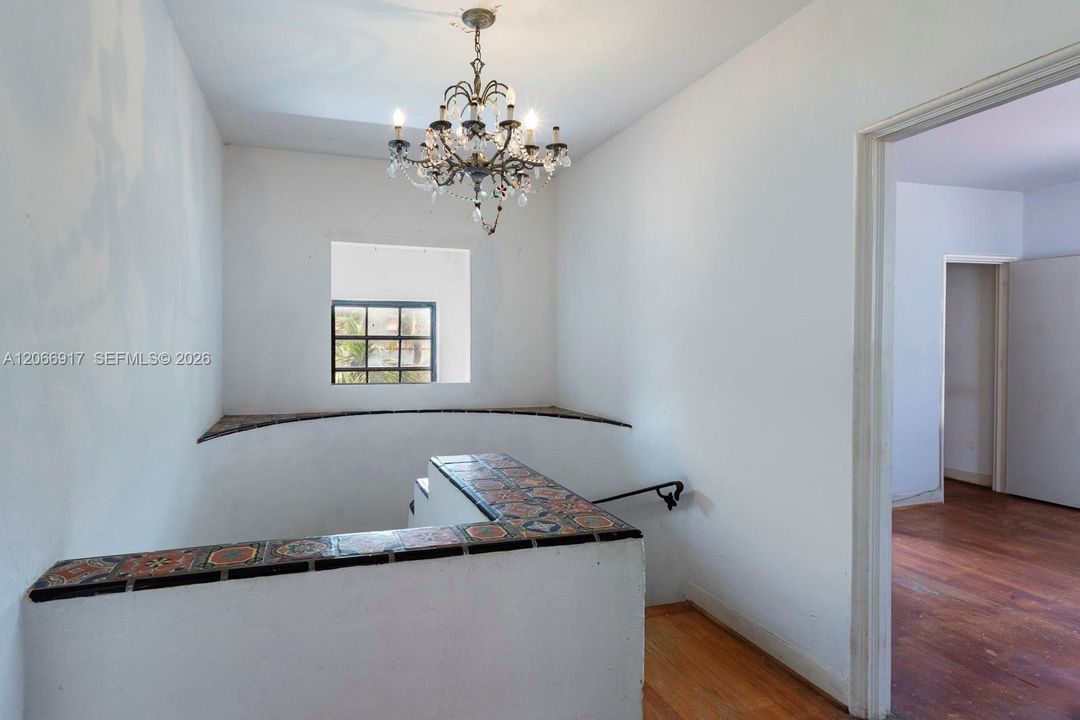For Sale: $2,000,000 (4 beds, 4 baths, 2633 Square Feet)