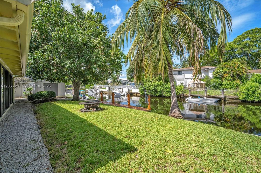 For Rent: $5,700 (3 beds, 2 baths, 2434 Square Feet)