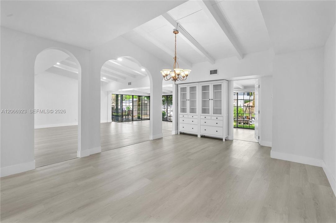 For Rent: $5,700 (3 beds, 2 baths, 2434 Square Feet)