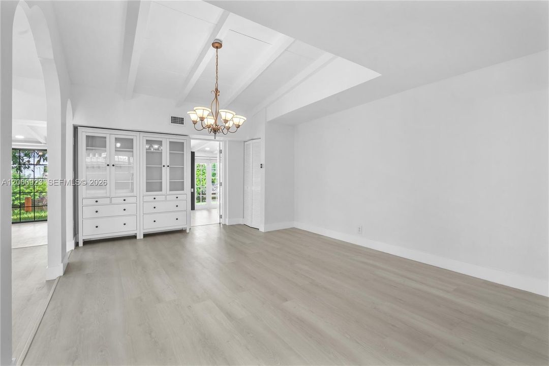 For Rent: $5,700 (3 beds, 2 baths, 2434 Square Feet)