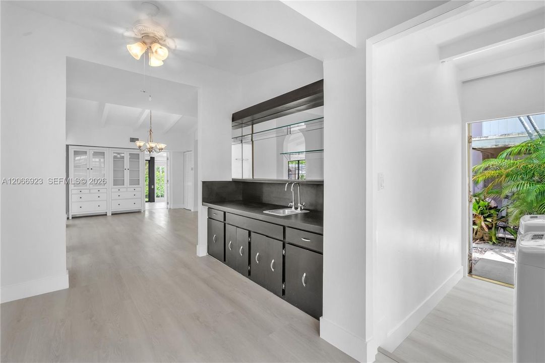 For Rent: $5,700 (3 beds, 2 baths, 2434 Square Feet)