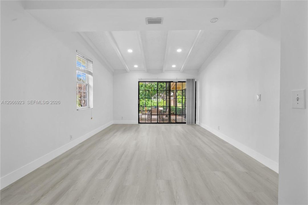 For Rent: $5,700 (3 beds, 2 baths, 2434 Square Feet)