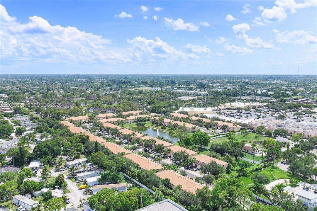 На продажу: $367,500 (2 спален, 2 ванн, 1507 Квадратных фут)