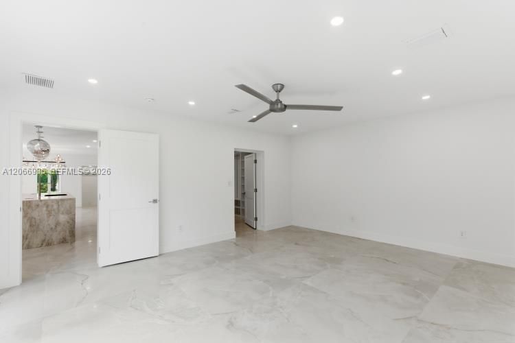 En Renta: $21,000 (5 camas, 4 baños, 2452 Pies cuadrados)