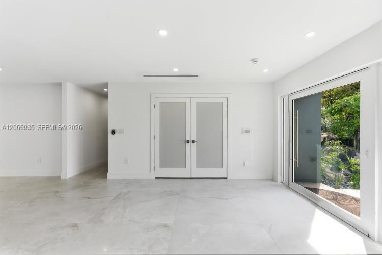 En Renta: $21,000 (5 camas, 4 baños, 2452 Pies cuadrados)