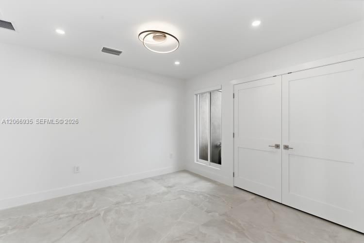 En Renta: $21,000 (5 camas, 4 baños, 2452 Pies cuadrados)