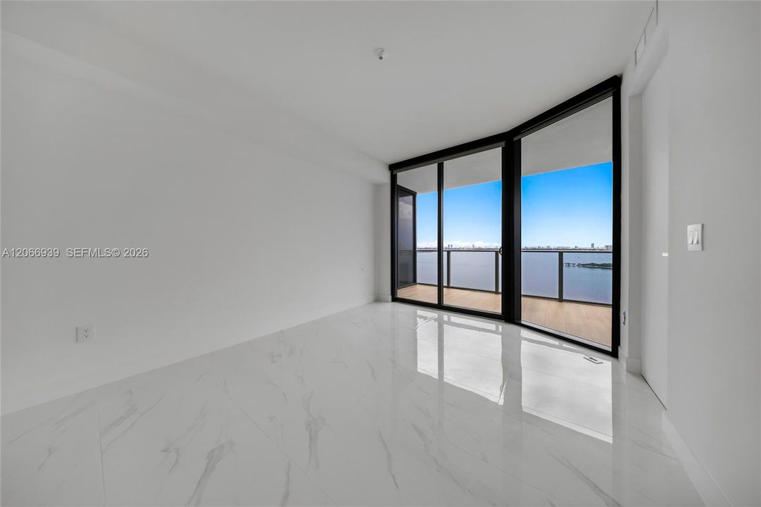 For Rent: $9,450 (2 beds, 3 baths, 1306 Square Feet)