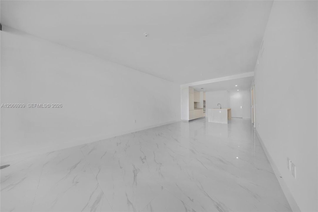For Rent: $9,450 (2 beds, 3 baths, 1306 Square Feet)