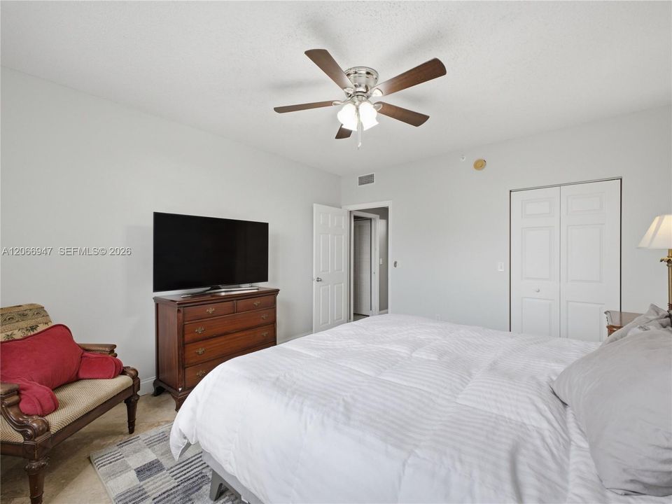 For Sale: $474,000 (3 beds, 2 baths, 1479 Square Feet)