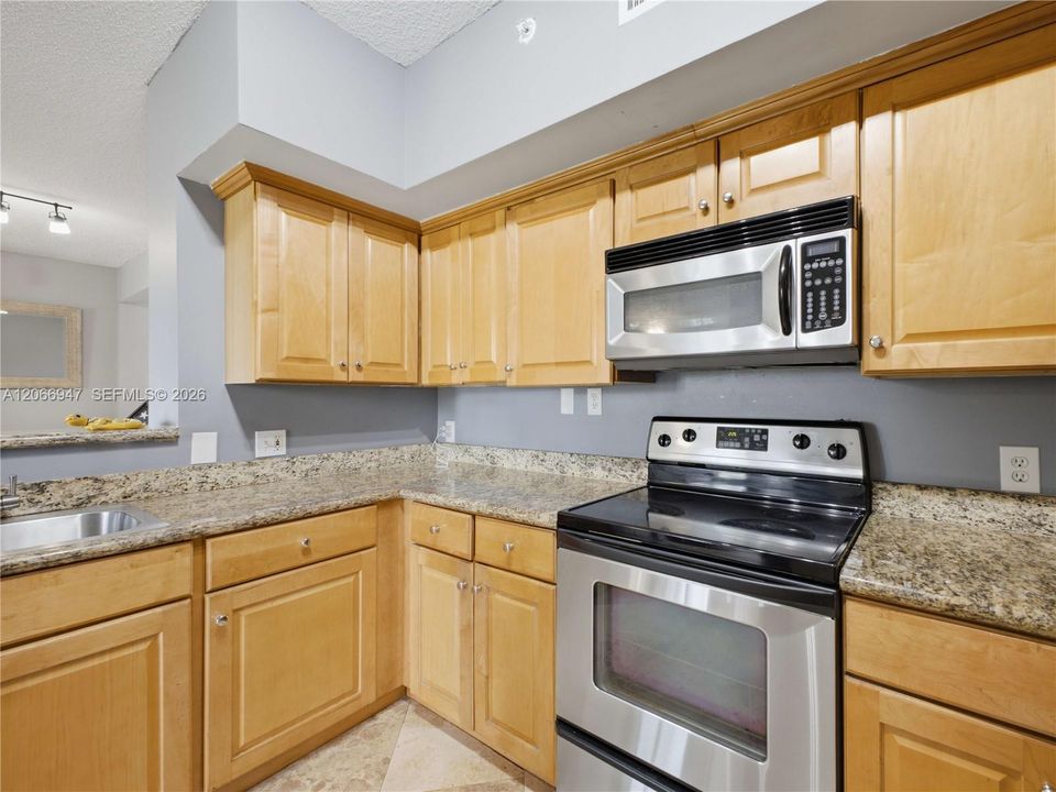 For Sale: $474,000 (3 beds, 2 baths, 1479 Square Feet)