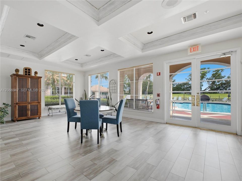 For Sale: $474,000 (3 beds, 2 baths, 1479 Square Feet)
