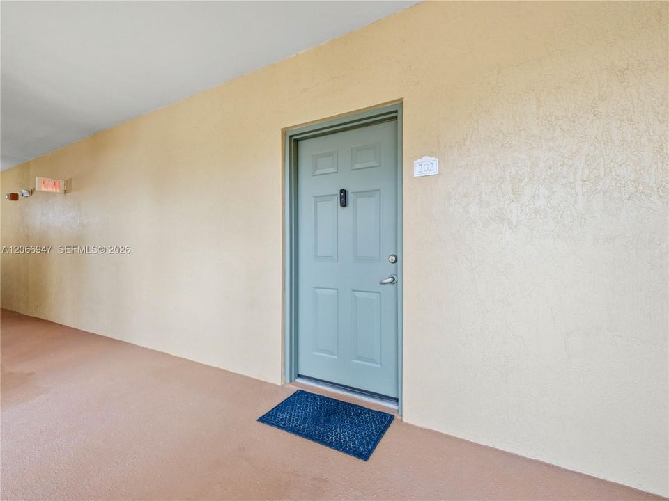 For Sale: $474,000 (3 beds, 2 baths, 1479 Square Feet)