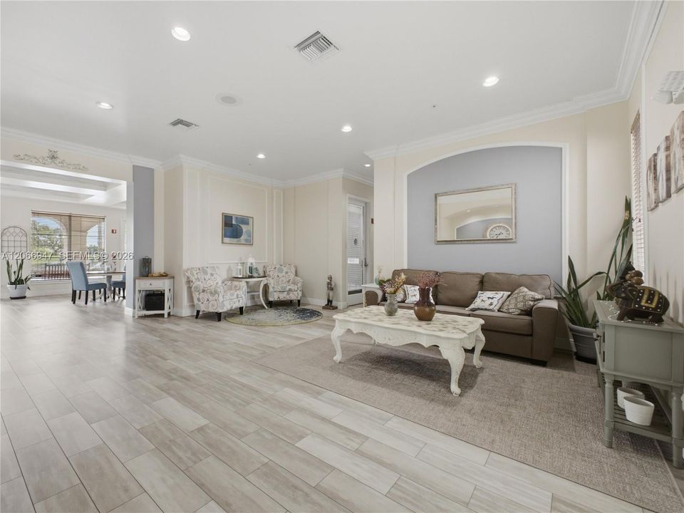 For Sale: $474,000 (3 beds, 2 baths, 1479 Square Feet)