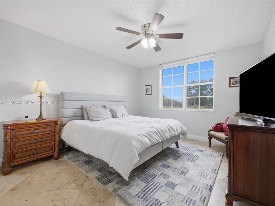 For Sale: $474,000 (3 beds, 2 baths, 1479 Square Feet)