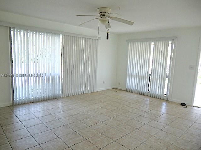 For Rent: $1,650 (1 beds, 1 baths, 850 Square Feet)
