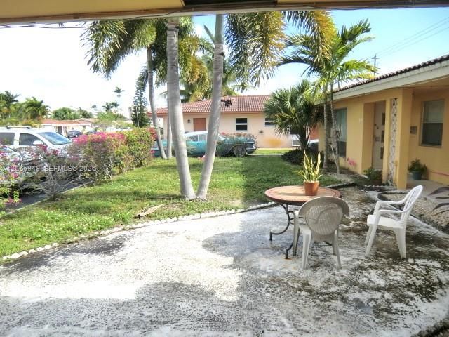 For Rent: $1,650 (1 beds, 1 baths, 850 Square Feet)