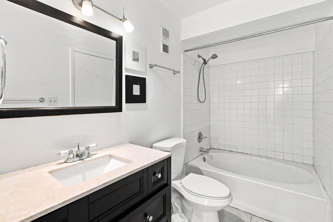 17-Property Photo 017