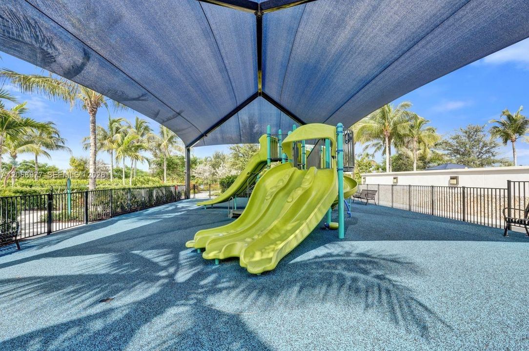 For Rent: $11,000 (5 beds, 6 baths, 3501 Square Feet)