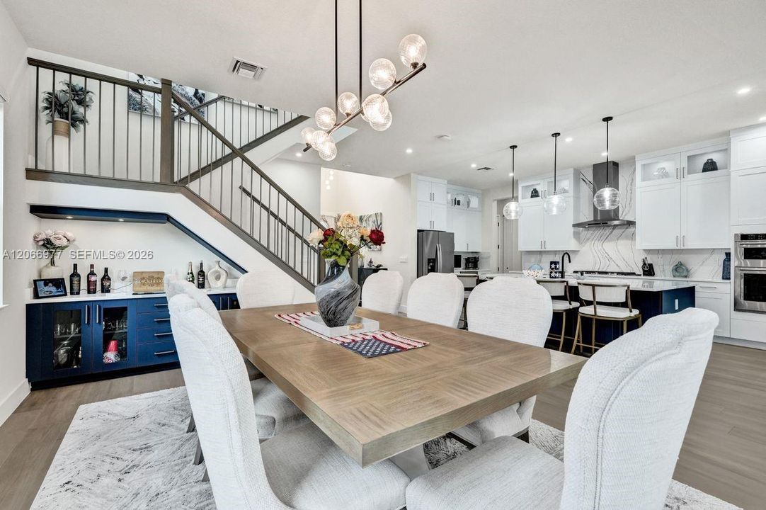 For Rent: $11,000 (5 beds, 6 baths, 3501 Square Feet)