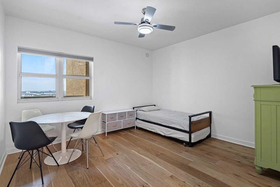 Guest Bedroom #2