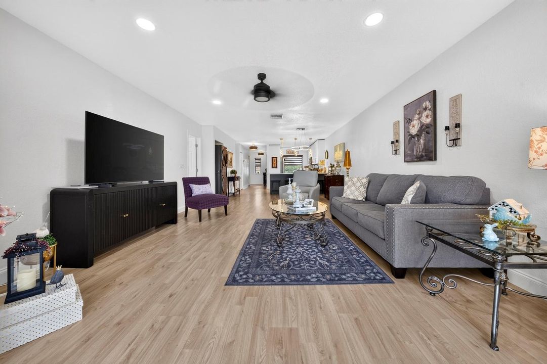 017-011-LivingDining Room-1500x1000