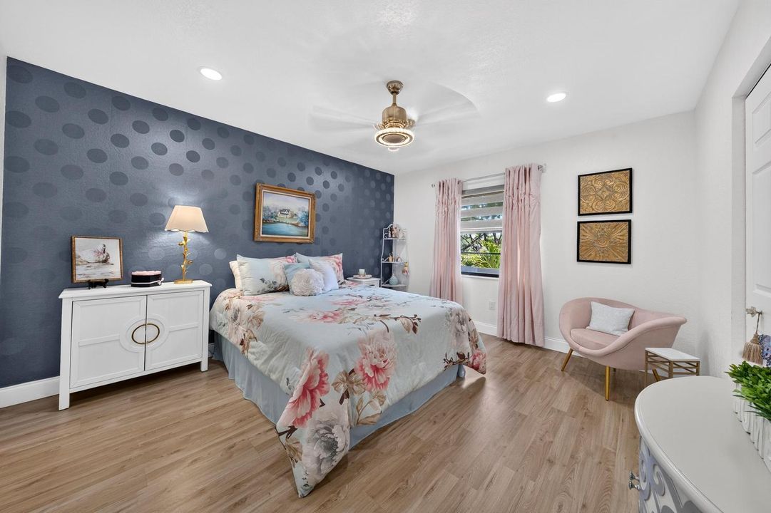 030-026-Bedroom-1500x1000