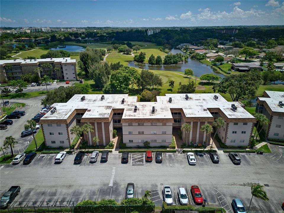 For Sale: $159,000 (2 beds, 1 baths, 856 Square Feet)