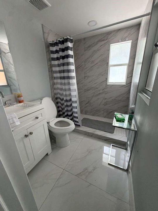 En Renta: $3,800 (3 camas, 1 baños, 1824 Pies cuadrados)