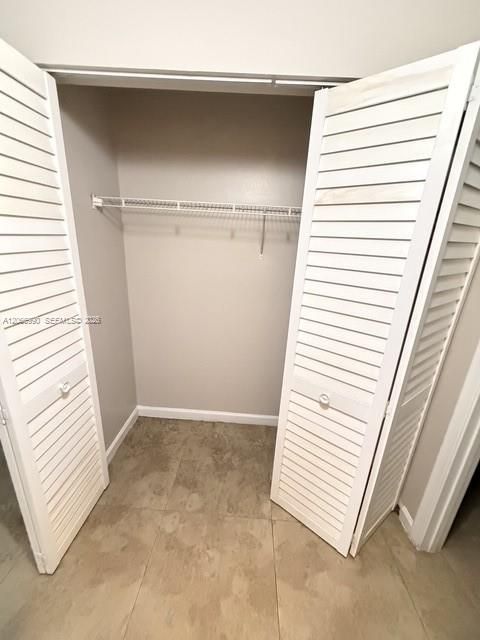 For Rent: $1,500 (1 beds, 1 baths, 606 Square Feet)
