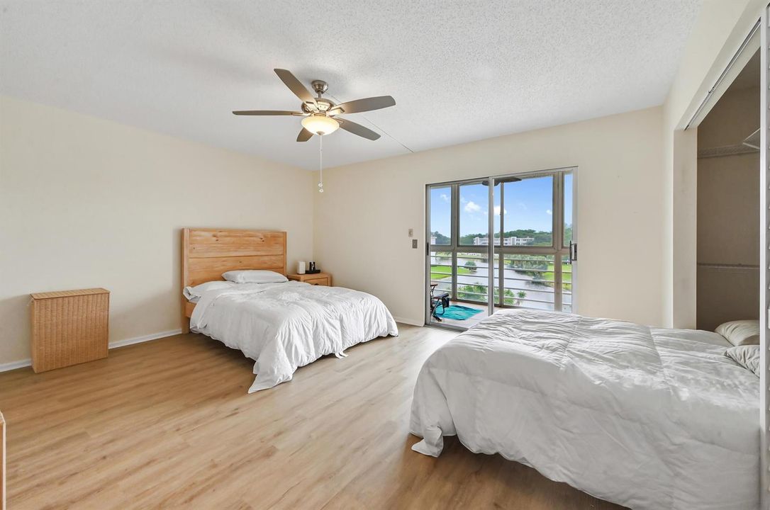 12 Bedroom 01