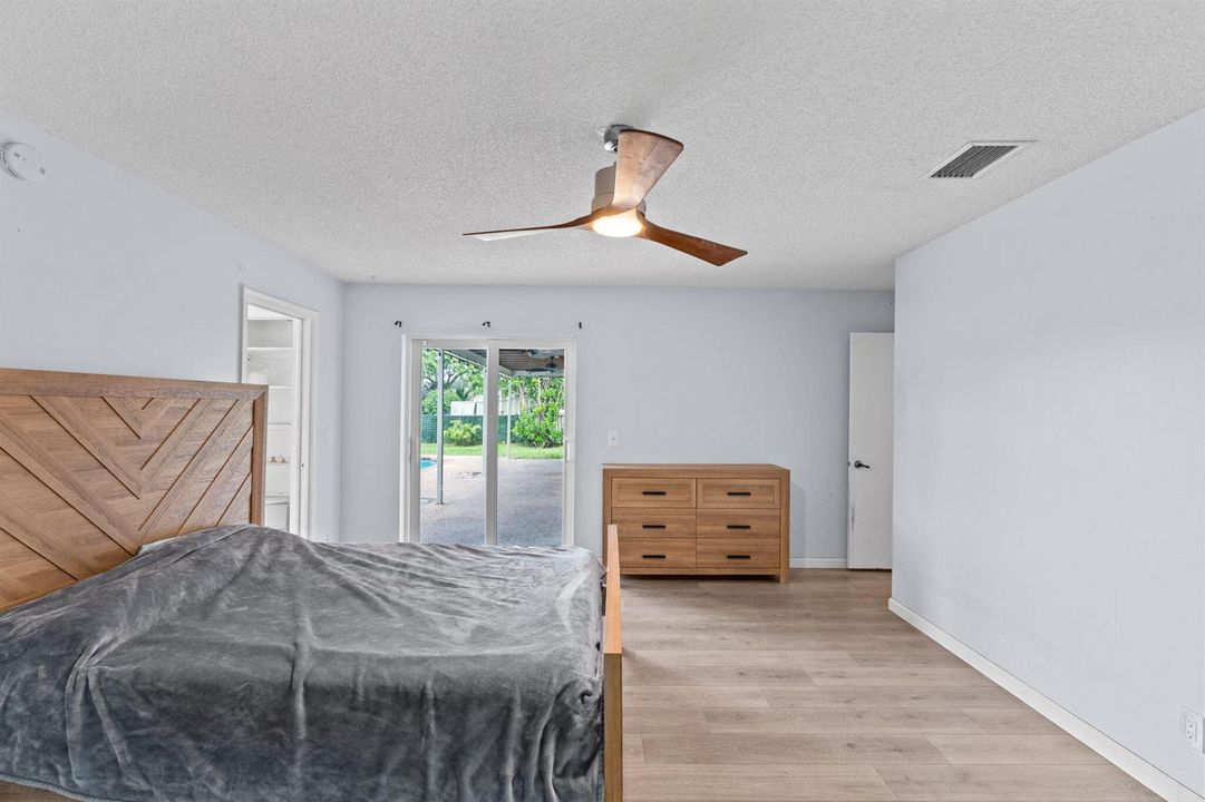 29-web-or-mls-A7404182