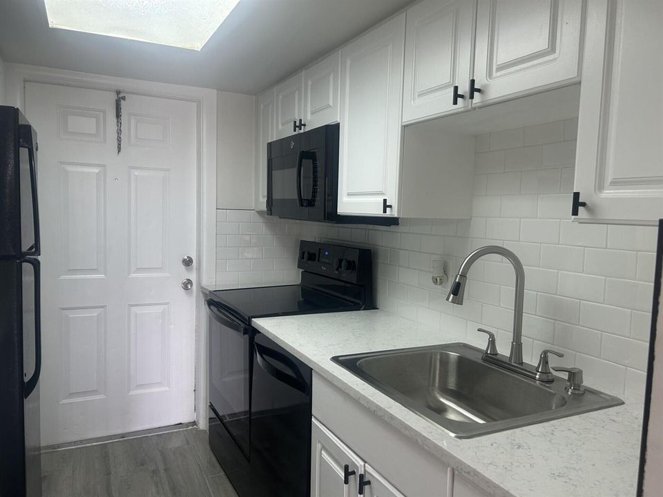 Black and white kitchen