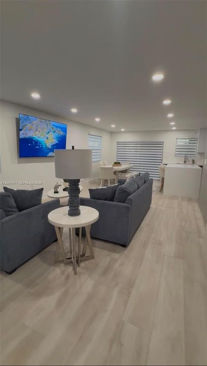 For Sale: $399,000 (2 beds, 2 baths, 1346 Square Feet)