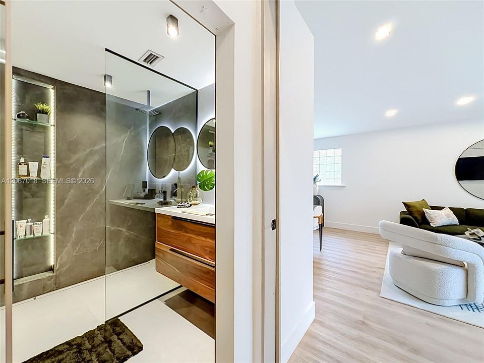 For Sale: $749,999 (3 beds, 2 baths, 1416 Square Feet)