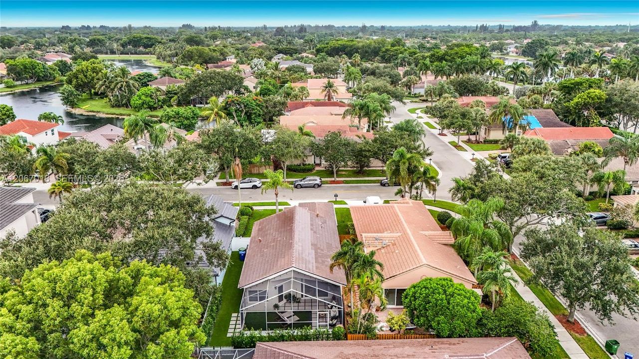 For Sale: $749,999 (3 beds, 2 baths, 1416 Square Feet)