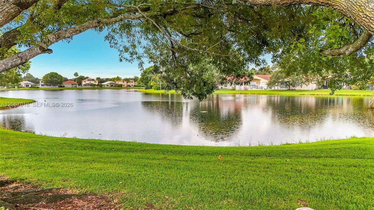For Sale: $749,999 (3 beds, 2 baths, 1416 Square Feet)