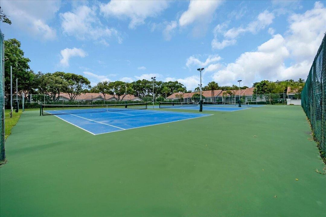 85-5280 NW 2nd Ave Boca (85)