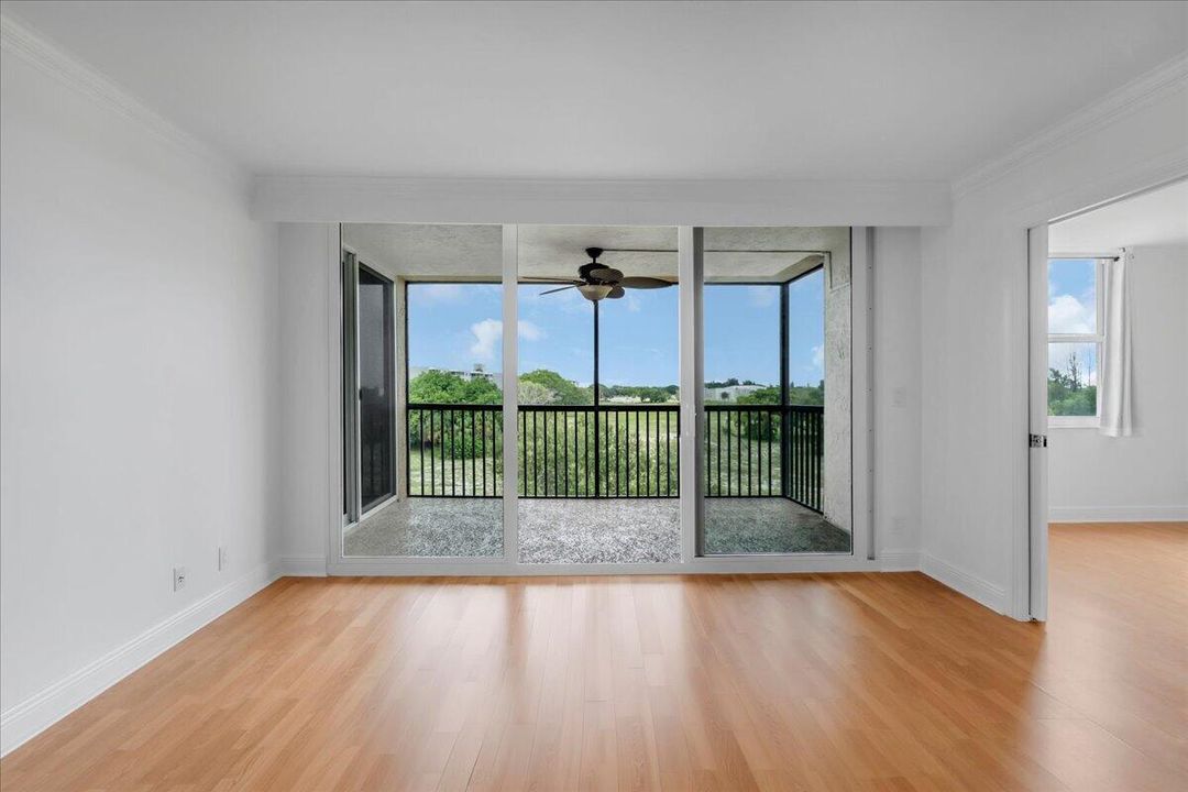 50-5280 NW 2nd Ave Boca (50)