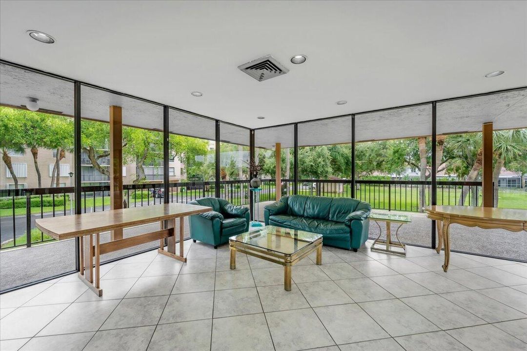 77-5280 NW 2nd Ave Boca (77)