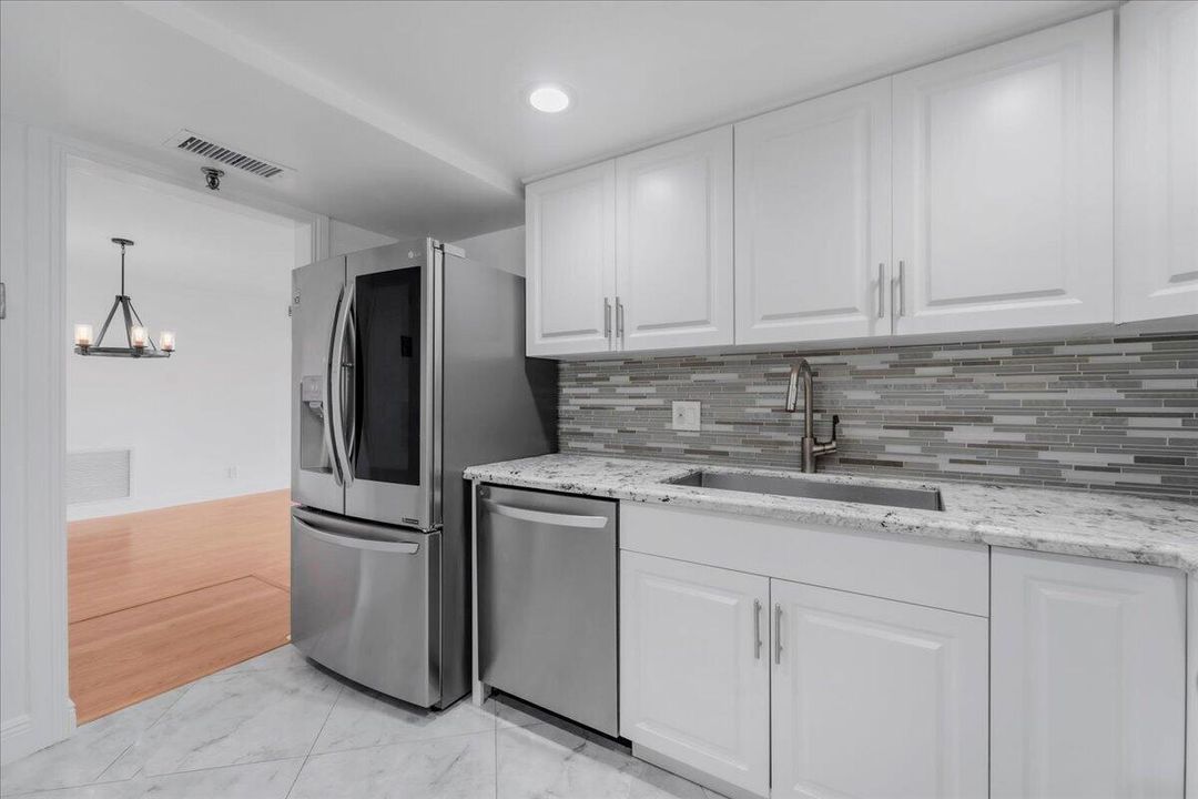 23-5280 NW 2nd Ave Boca (23)