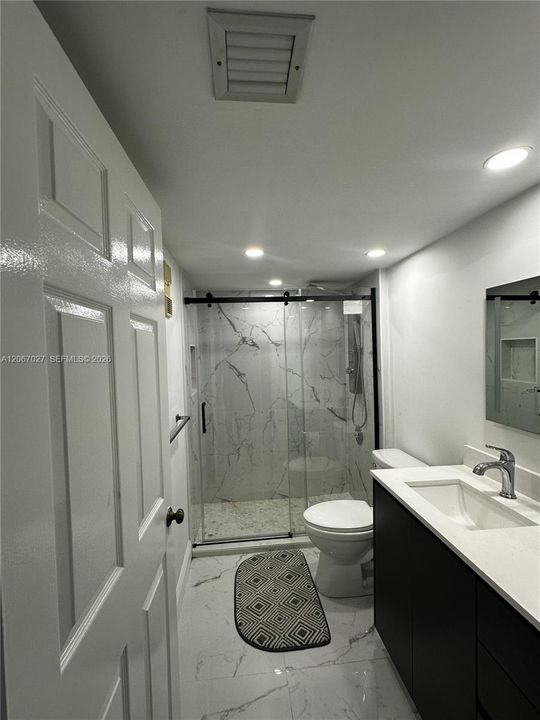 For Rent: $2,950 (2 beds, 2 baths, 1385 Square Feet)