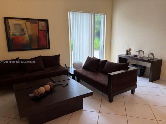 For Sale: $1,140,000 (4 beds, 2 baths, 2011 Square Feet)