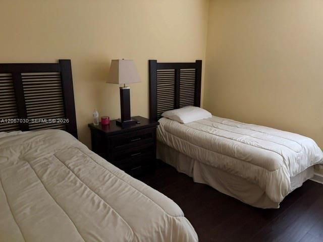 For Sale: $1,140,000 (4 beds, 2 baths, 2011 Square Feet)