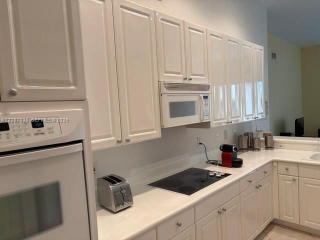 For Sale: $1,140,000 (4 beds, 2 baths, 2011 Square Feet)
