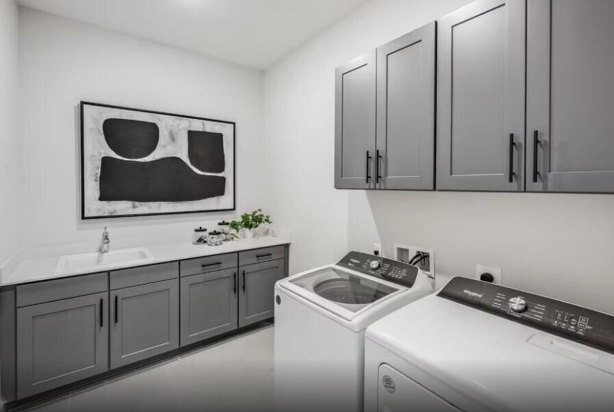 Oakhurst Laundry Room