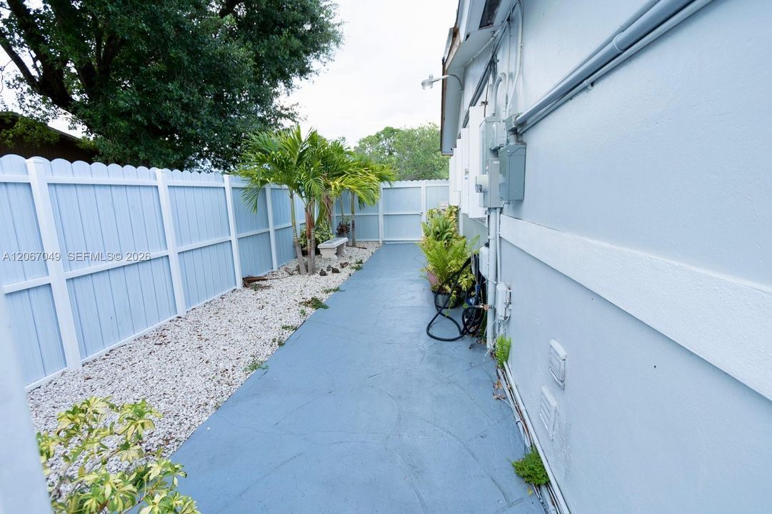 For Rent: $1,600 (1 beds, 1 baths, 0 Square Feet)