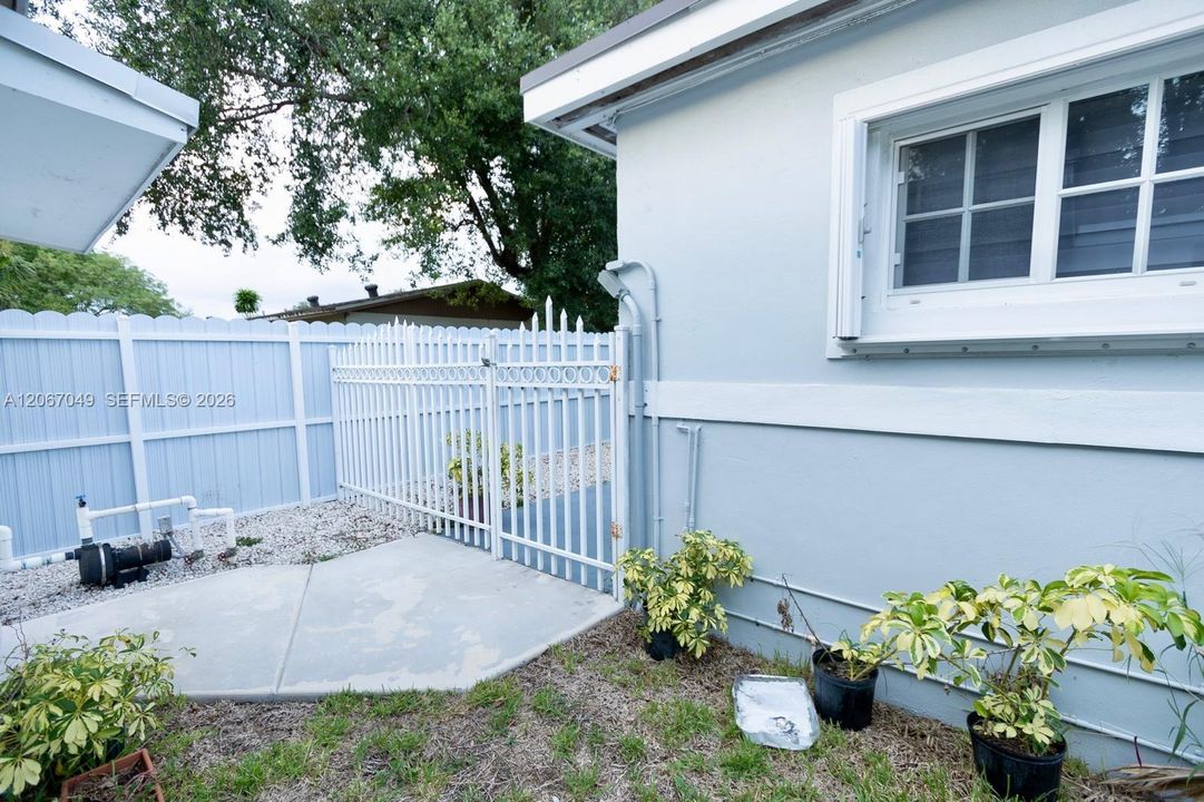 For Rent: $1,600 (1 beds, 1 baths, 0 Square Feet)