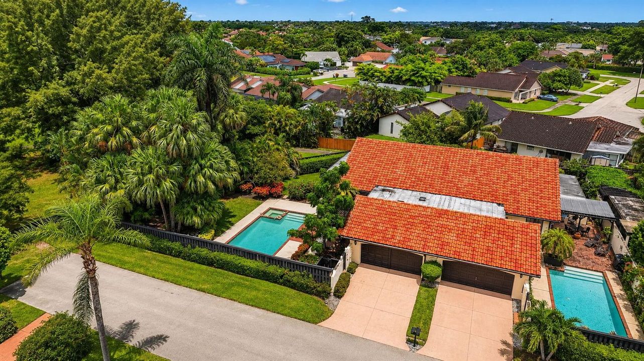 49-web-or-mls-21718 San Simeon Cir (16)