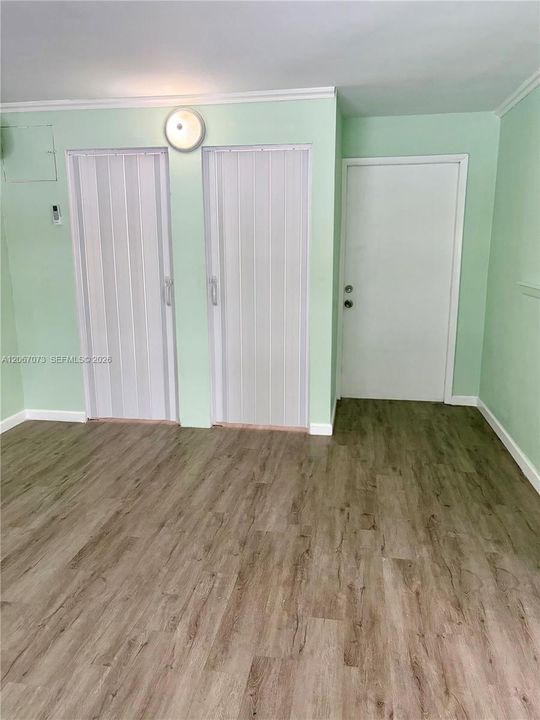 En Venta: $427,000 (3 camas, 1 baños, 858 Pies cuadrados)